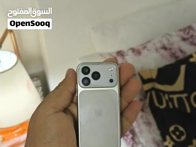 Smartphone for Sale - iPhone 17 Pro Max Style (Mini)