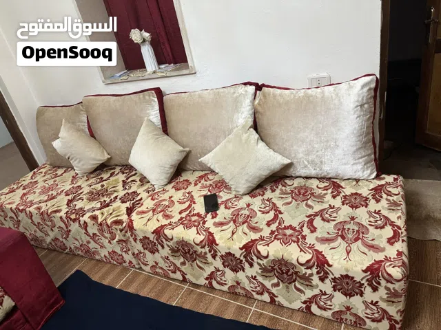 جلسة عنابي فالبيج للبيع