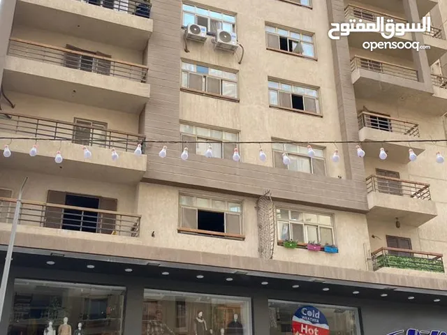 2040 m2 3 Bedrooms Apartments for Sale in Cairo Maadi