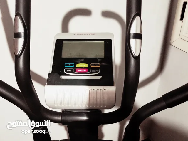 مشاية اوربتراك شاشه ديجيتال متعدده السرعات بأقل من نص السعر