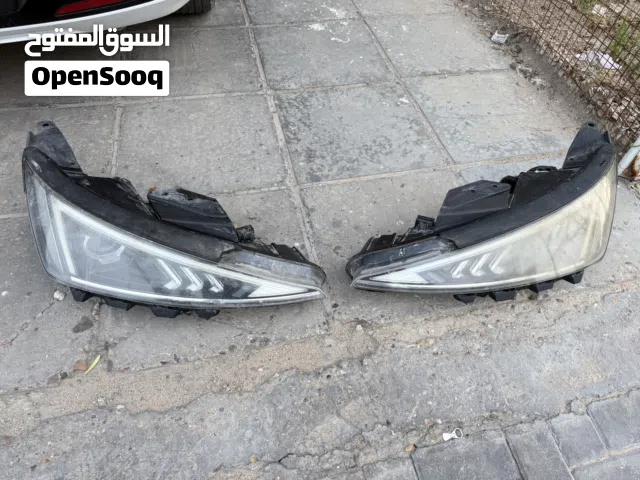 (لايتات سيارة النترا 2020)للبيع