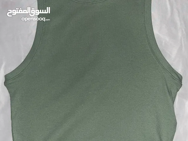 Hollister Basic Green Top توب أخضر من hollister
