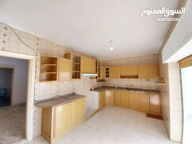 186 m2 3 Bedrooms Apartments for Sale in Amman Al Rabiah