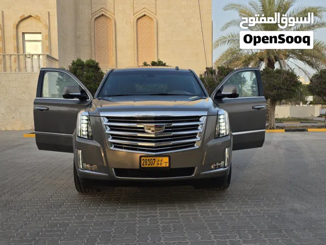 2017 Cadillac Escalade Platinum