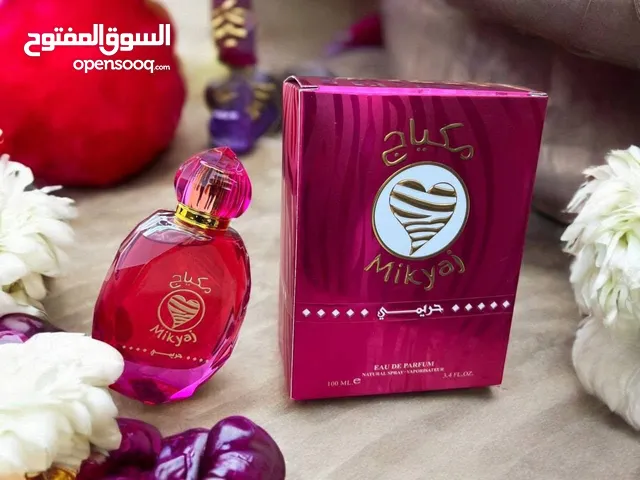 #عطر مكياج الأصلي عطر مكياج النسائي تت من ارقى وأطيب العطور الخليجيه . مكوناته الخفيفه الي تبتدي