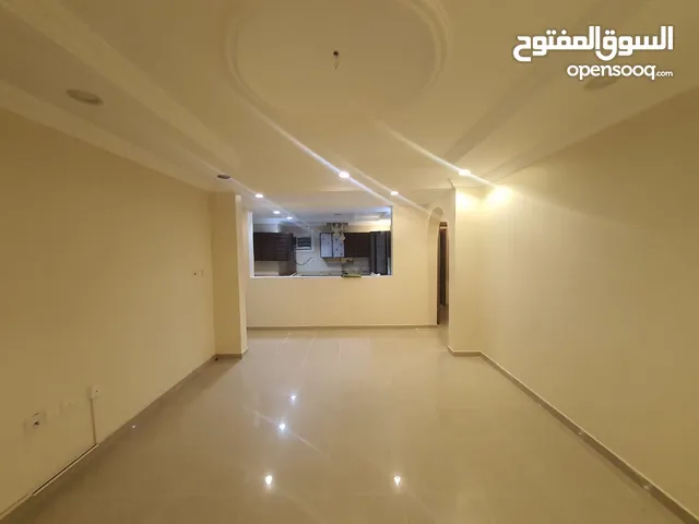 135 m2 3 Bedrooms Apartments for Rent in Jeddah Marwah
