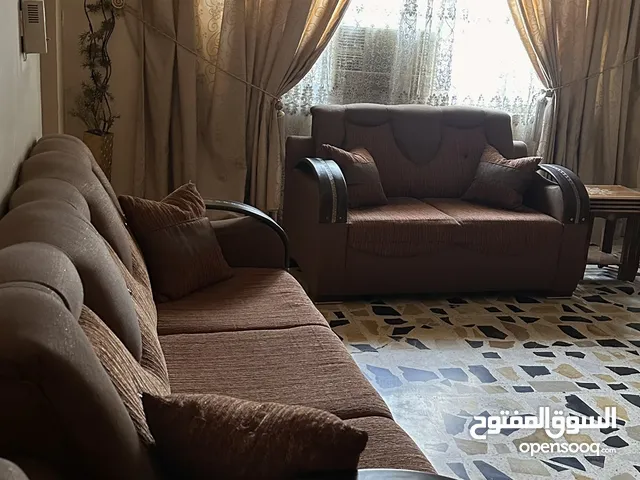 تخم قنفات تركي 10 مقاعد نظيف جداً ومابي اي اضرار