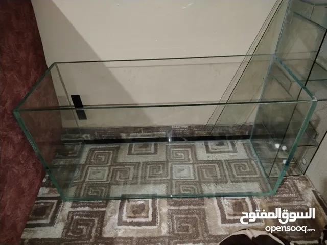 حوض بصلاه عنبي طوله 80 وعرضه 30 وعمقه 45