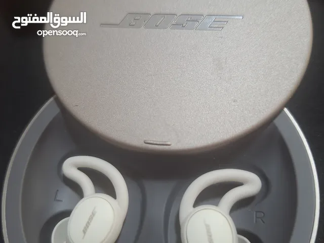 سماعات ماركة بوز للنوم فيها تسجيلات من الطبيعة حوالي 10 تسجيلات للتامل ولعزل الاصوات الخارجة