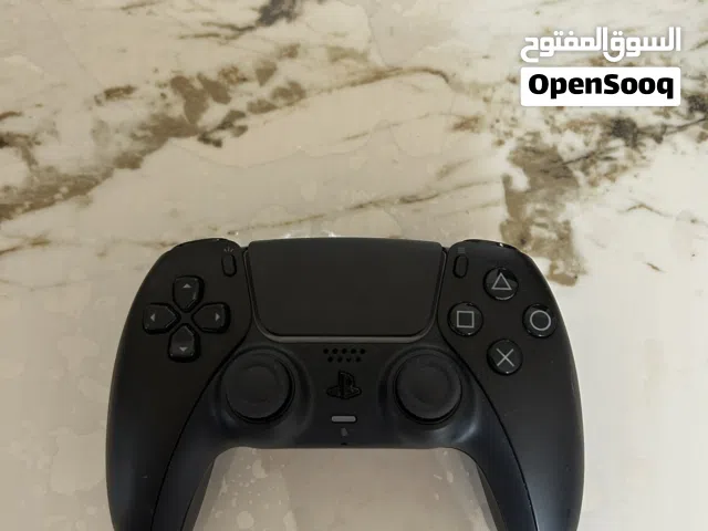 black playstation 5 controller