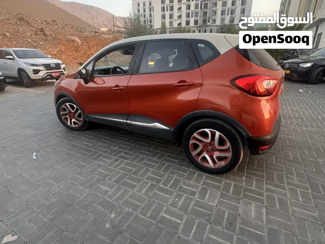 2015 رينو كابتشير Standard
