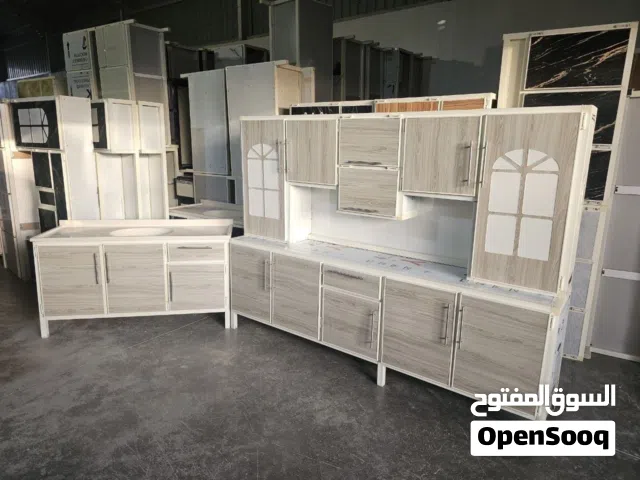 كاونتر ارضي وملحق مترين ونص مع سنك متر ونص مرمر