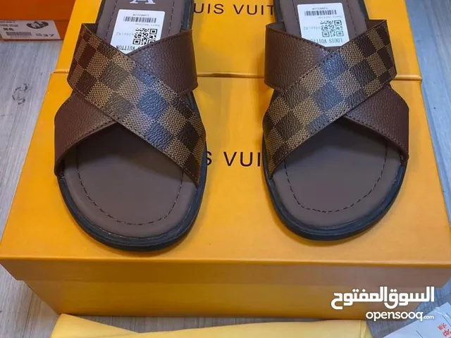 36.5 Casual Shoes in Ajman