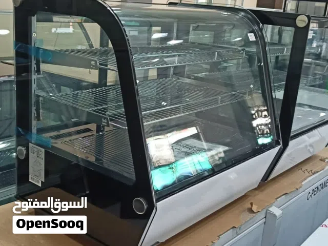 فرن كونفيكشن ايطالي ماكينات قهوه خلاط عصائر ايس ميكر مختلف المقاسات صيني او ايطالي حرارات اكل طباخات