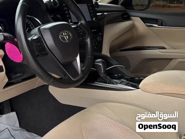 2023 تويوتا كامري SE
