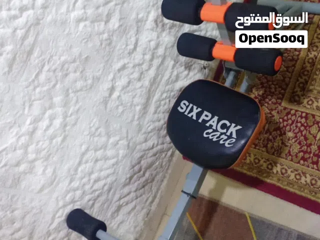 اربع أجهزة رياضية شبه جديد