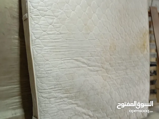 فرشات طبي بحاله ممتازه جدا
