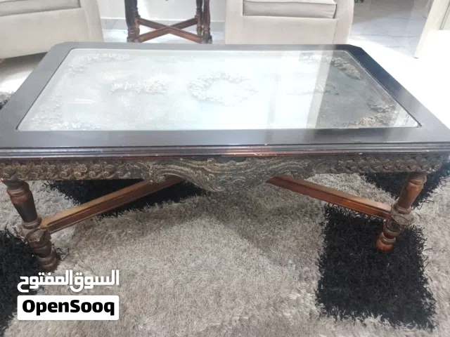 طاولات وسط للبيع مستعجل