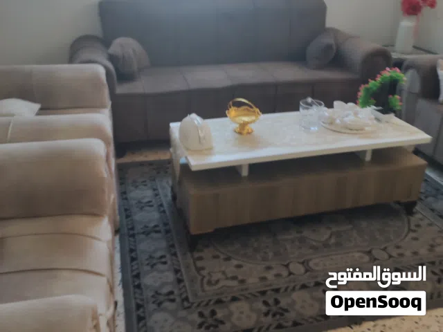 27 m2 3 Bedrooms Townhouse for Rent in Zarqa Al Zawahra