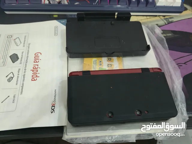 Nintendo 3ds metallic red  complete in box , in mint condition, hacked