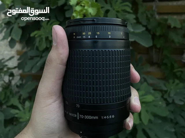 للبيع عدسه نيكون 70-300
