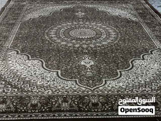 سجاد تركي مستعمل بحاله ممتازه جدا و نظيفه