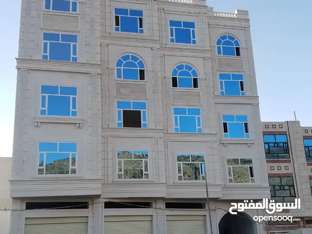 552 m2 3 Bedrooms Apartments for Rent in Sana'a Bayt Baws