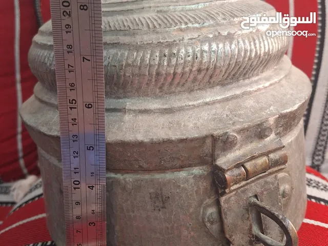 مكبه نحاسيه قديمه وثقيله