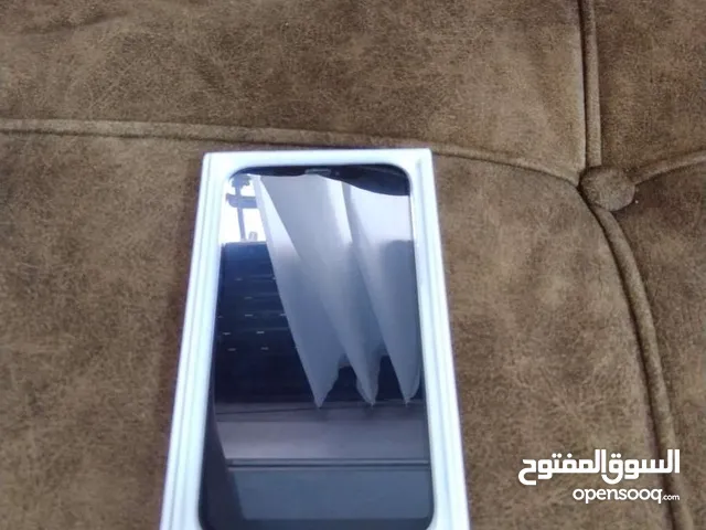 ايفون للبيع بسعر مغري