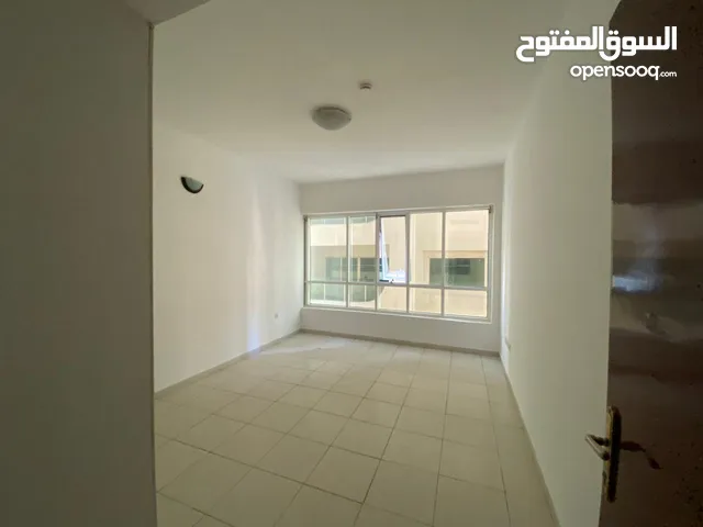 2100ft 2 Bedrooms Apartments for Rent in Sharjah Al Taawun