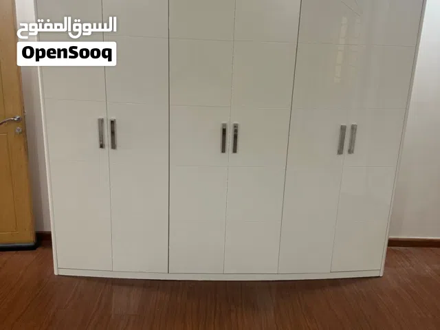 نجار فك وتركيب غرف النوم