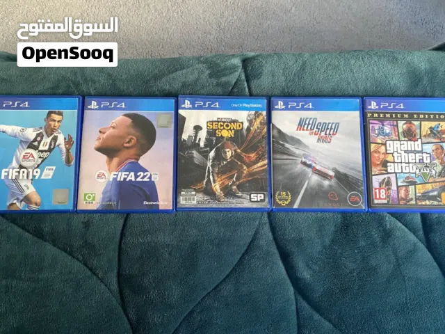 ديسكات PLAY STATION 4 بحالة ممتازة