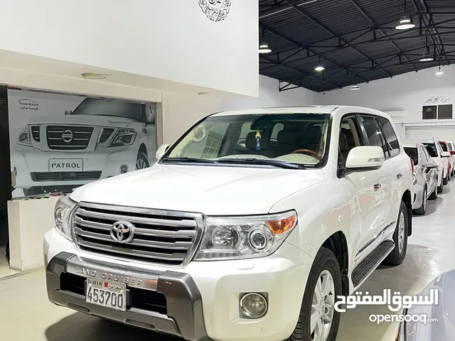 TOYOTA LAND CRUISER VX.R 2014 VERY CLEAN CONDITION FIRST OWNER
