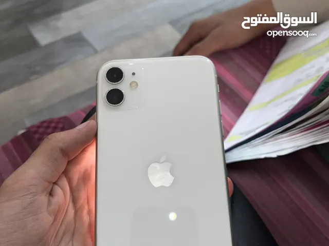 Apple iPhone 11 64 GB in Sana'a