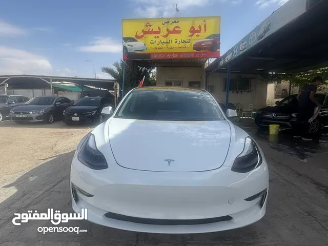 تيسلا موديل 3 ستاندر بلس بحالة ممتازة للبيع