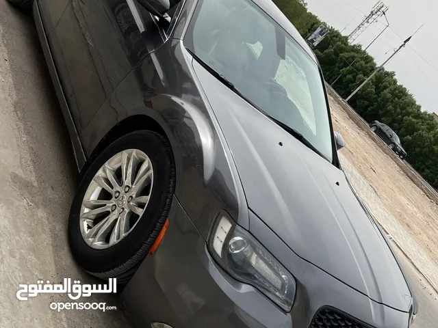 Chrysler 300 2019 in Basra