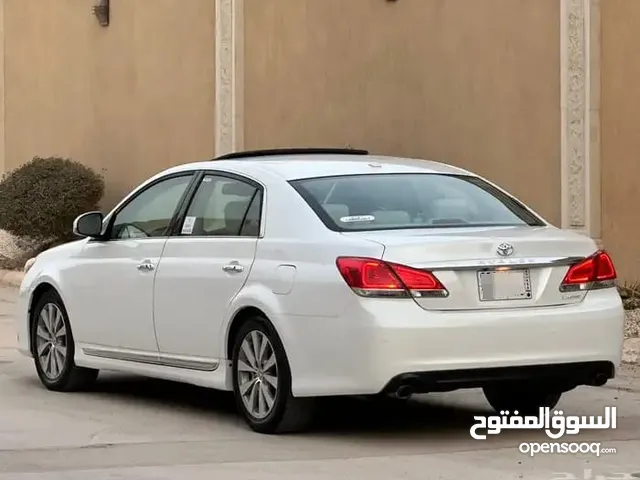 Used Toyota Avalon in Al Hofuf