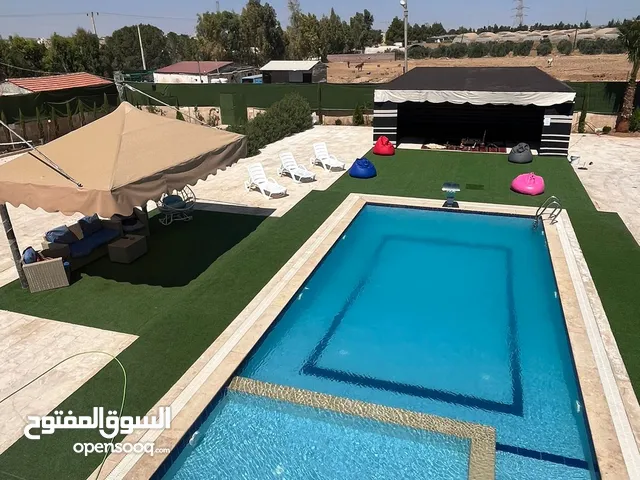 2 Bedrooms Chalet for Rent in Amman Airport Road - Manaseer Gs