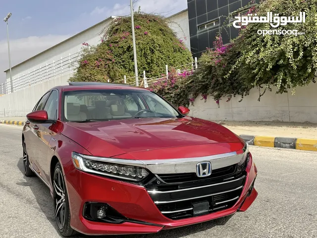 هوندا اكورد احمر تورنغ 2021- Honda Accord Touring 2021