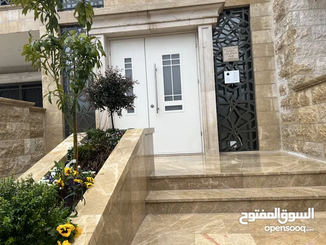 120m2 3 Bedrooms Apartments for Rent in Jerusalem Other