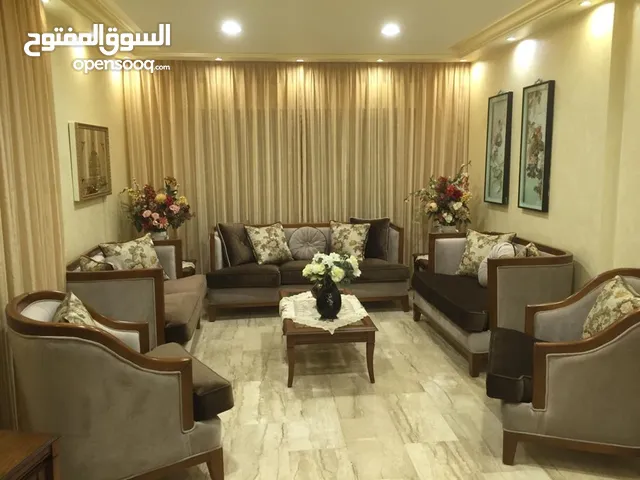 540 m2 More than 6 bedrooms Villa for Sale in Amman Naour