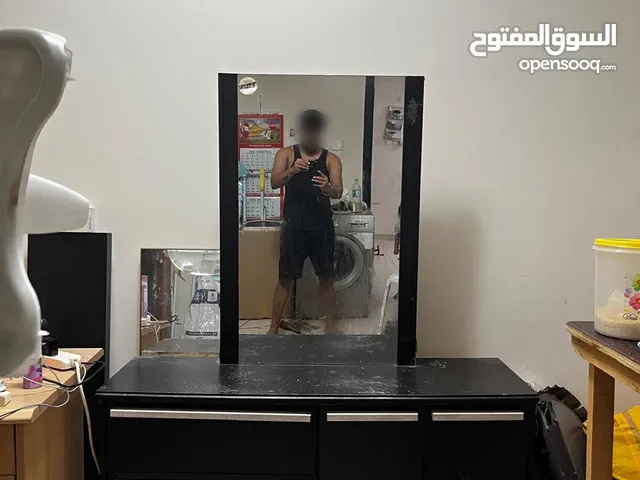 Dressing table