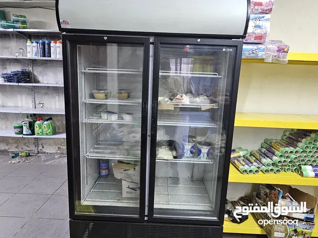 ثلاجة مستخدمة في حالة جديده انفيرتر موفره في استهلاك الكهرباء كهرباء 220 فولت الثلاجه بابين