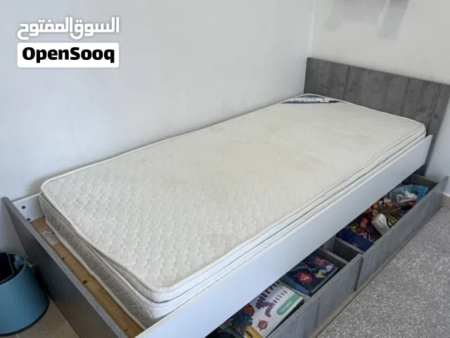 هيكل سرير بدون مرتبة الحجم 90*200