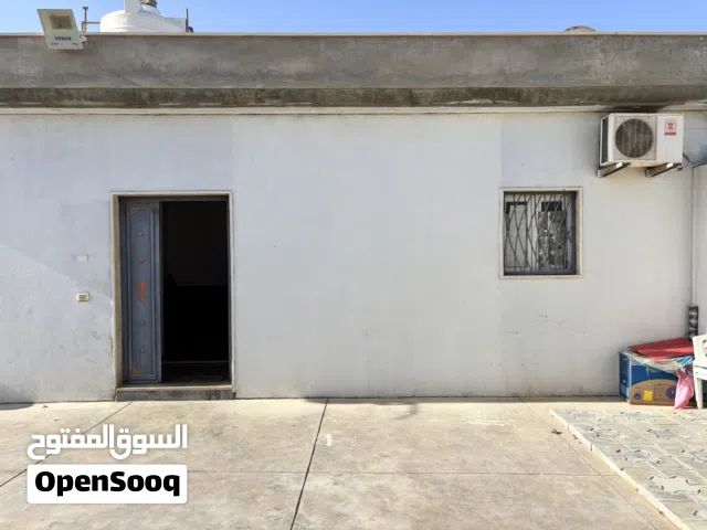 65 m2 Studio Townhouse for Rent in Zliten Other