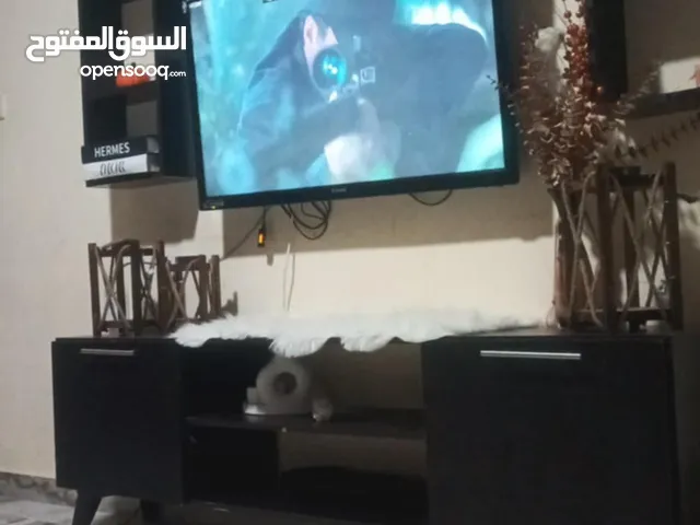 طقم ديكور شاشه مع طاوله وسط