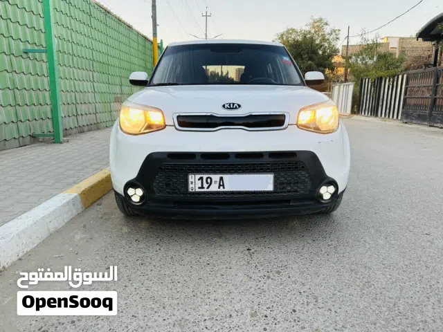 2016 كيا سول Standard