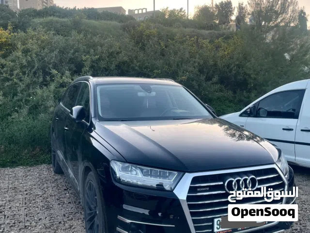 2016 Audi Q7 Standard