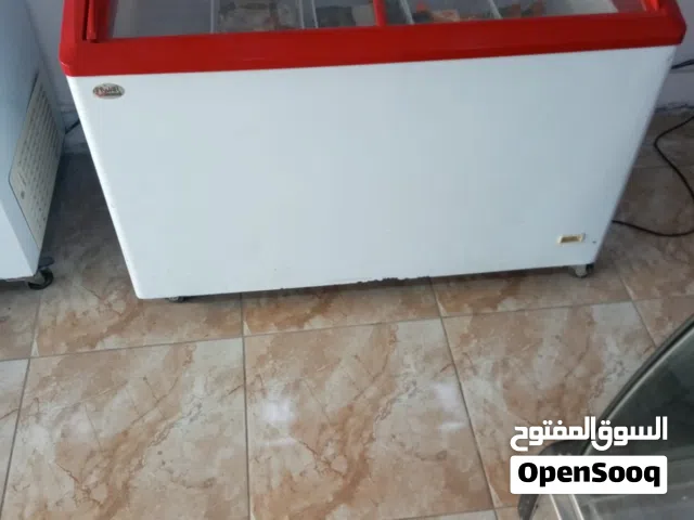 معدات محل مجمدات وطازج للبيع