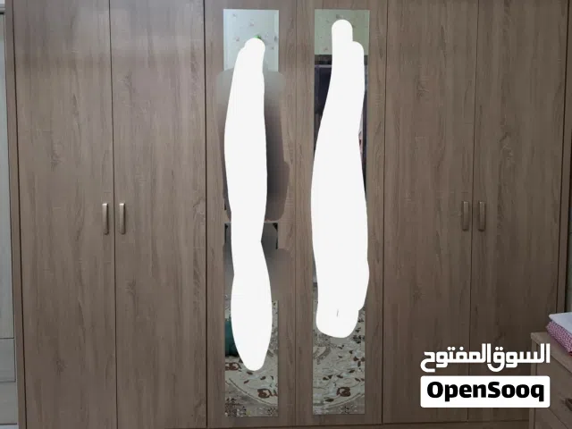غرفة نوم بتصميم تركي راقي خشب متين وحالة ممتازة جدا